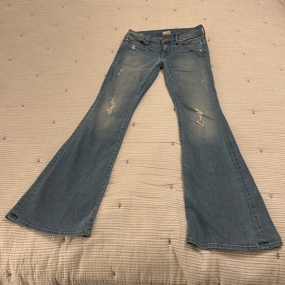 Mother , Jeans  size 2. They are very flattering
